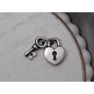 James Avery 925 My Heart Is Yours Charm 5.57G / 0.7in